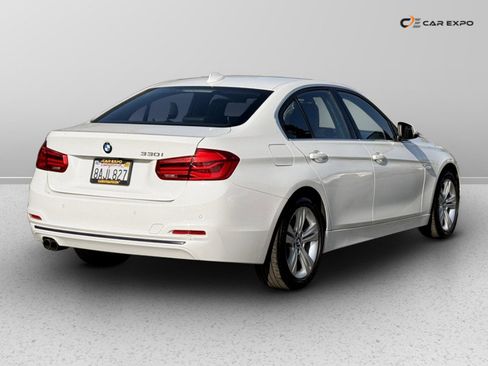 Used 2017 BMW 330i Sedan image 6