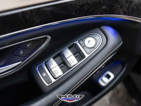 Used 2018 Mercedes-Benz S 560 Sedan image 42