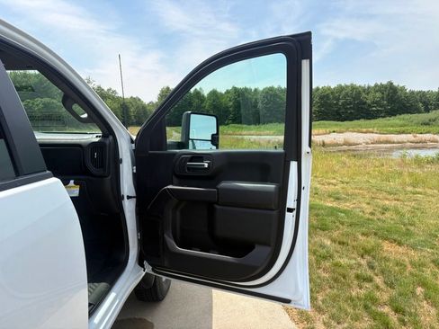 Used 2026 Chevrolet Silverado 3500 W/T w/ WT Convenience Package AWD/4WD image 27