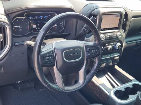 Used 2020 GMC Sierra 2500 Denali w/ Denali Ultimate Package AWD/4WD image 20