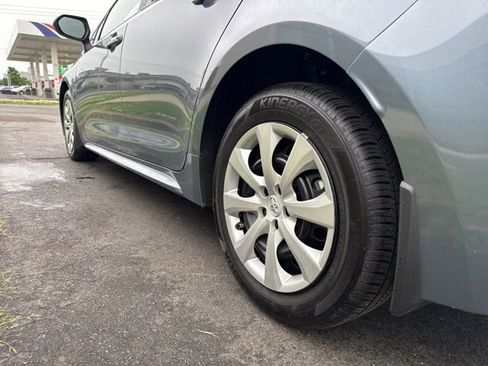 Used 2023 Toyota Corolla LE FWD image 7