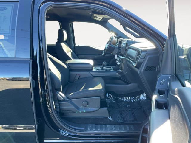 Certified 2024 Ford F150 XLT w/ XLT Black Appearance Package AWD/4WD image 19