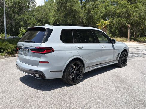 New 2026 BMW X7 xDrive40i w/ M Sport Package AWD/4WD image 4
