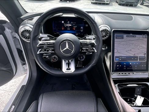 Used 2022 Mercedes-Benz SL 55 AMG 4MATIC image 6
