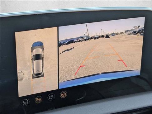 Used 2025 Cadillac Optiq Luxury 1 image 12