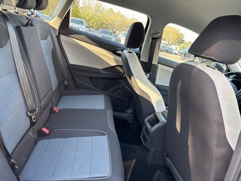 Used 2025 Volkswagen Taos S image 12