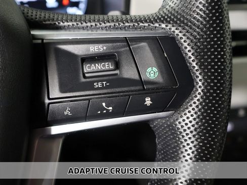 Used 2023 Mitsubishi Outlander SEL AWD/4WD image 6