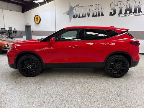 Used 2022 Chevrolet Blazer LT w/ LPO, Black Accent Package FWD image 3