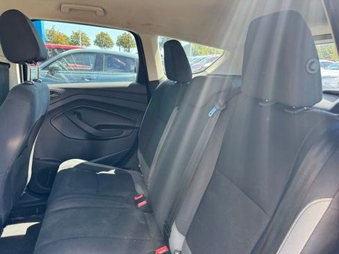 Used 2016 Ford Escape S image 11