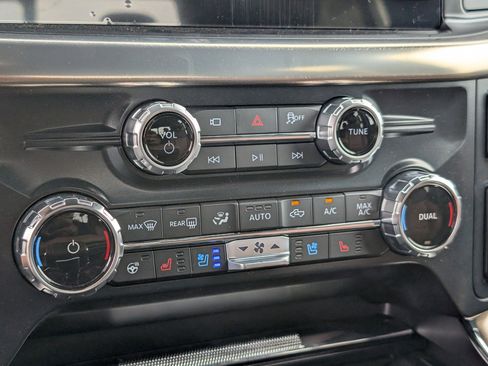 New 2025 Ford F150 King Ranch w/ FX4 Off-Road Package image 19