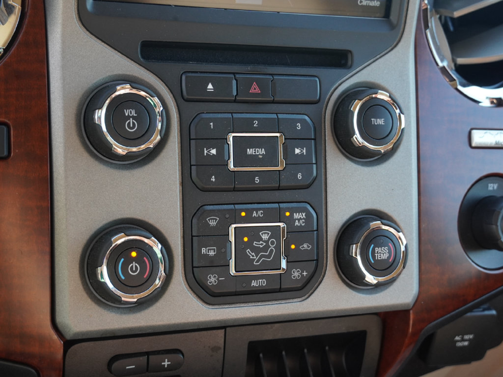 Used 2013 Ford F350 King Ranch w/ King Ranch w/Chrome Pkg RWD image 25