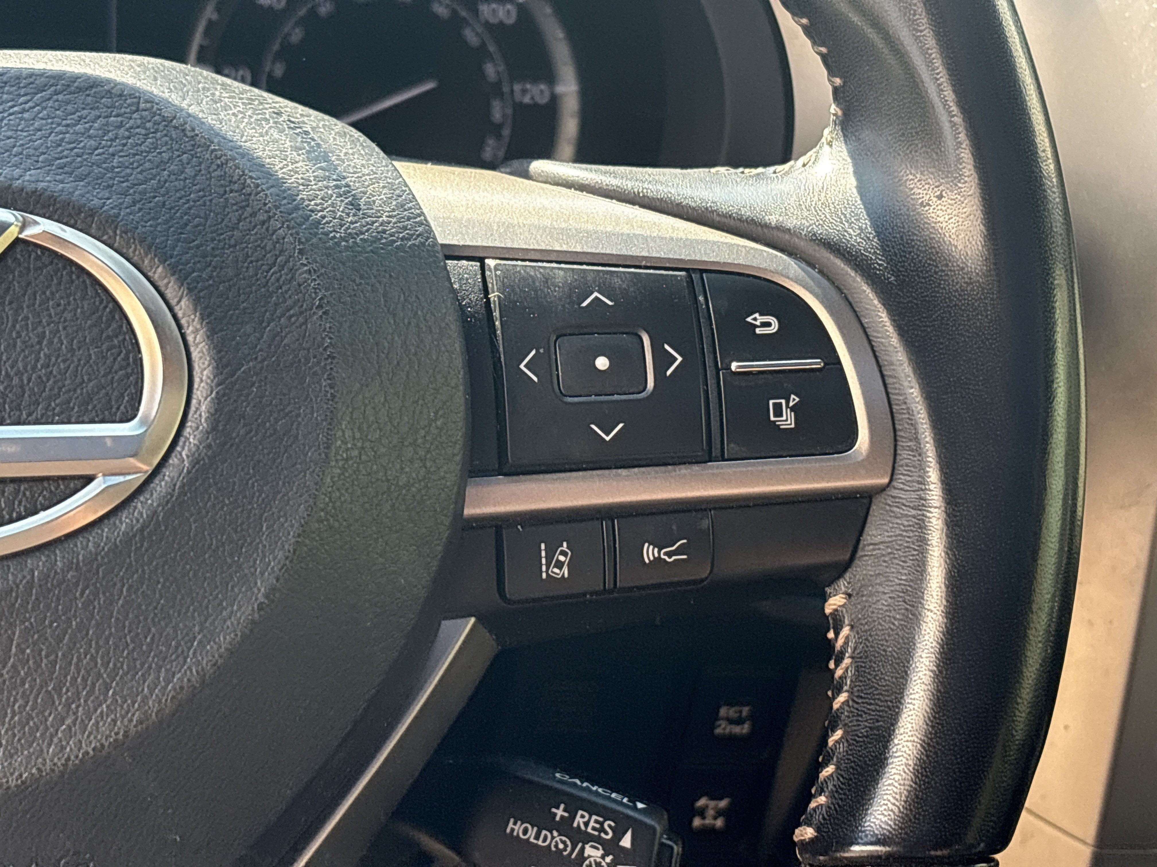 Used 2020 Lexus GX 460 Premium w/ Premium Package AWD/4WD image 20