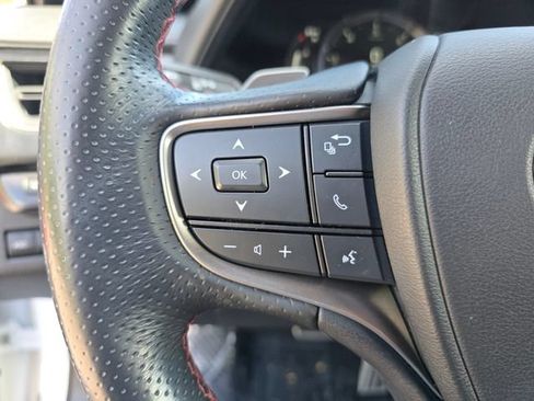 Used 2022 Lexus UX 200 F Sport w/ Accessory Package (Z2) FWD image 28