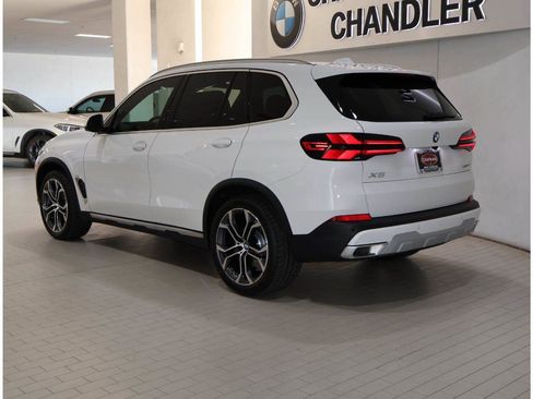 Used 2026 BMW X5 xDrive40i w/ Premium Package AWD/4WD image 5