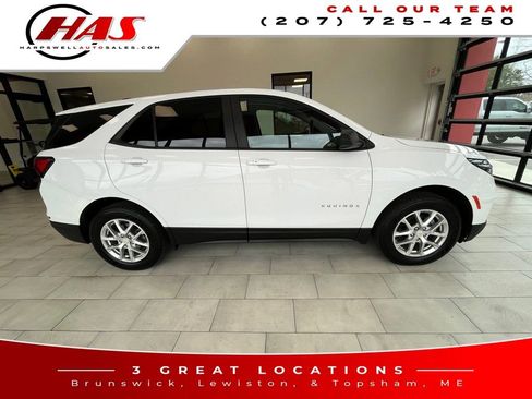 Used 2023 Chevrolet Equinox LS w/ LS Convenience Package AWD/4WD image 7