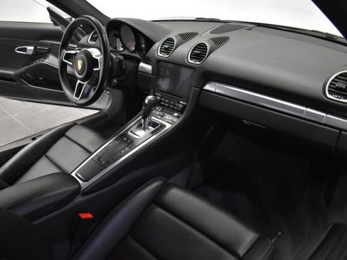 Used 2018 Porsche 718 Cayman S RWD image 14