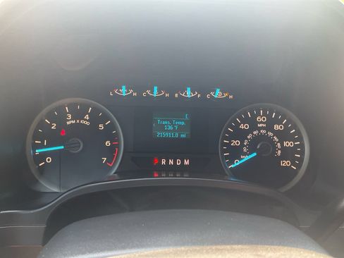 Used 2018 Ford F150 XLT AWD/4WD image 24