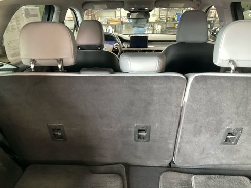 Used 2022 Lincoln Corsair AWD w/ Premium Package image 31