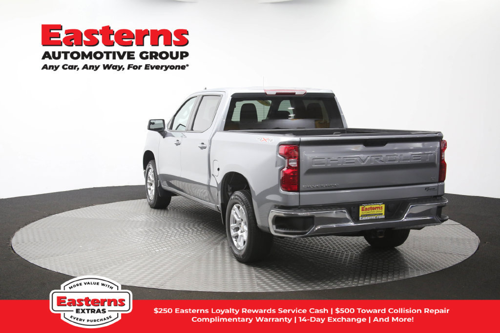 Used 2024 Chevrolet Silverado 1500 LT AWD/4WD image 69