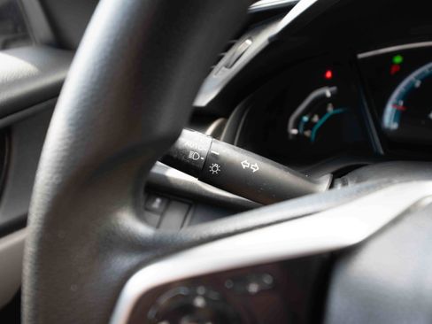 Used 2020 Honda Civic LX image 13