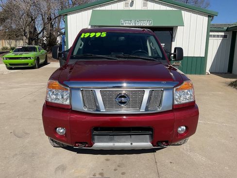 Used 2015 Nissan Titan PRO-4X w/ Pro-4x Luxury Package image 4