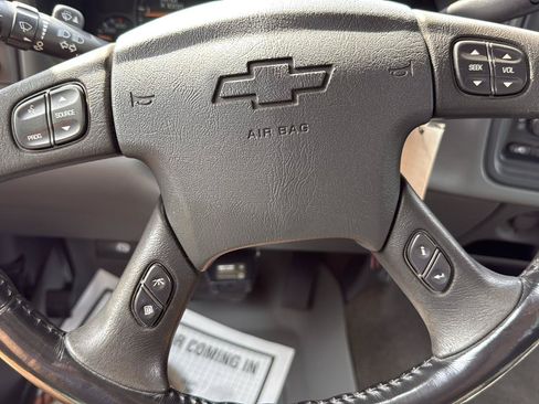 Used 2007 Chevrolet Silverado 2500 LT w/ Heavy-Duty Power Package AWD/4WD image 19