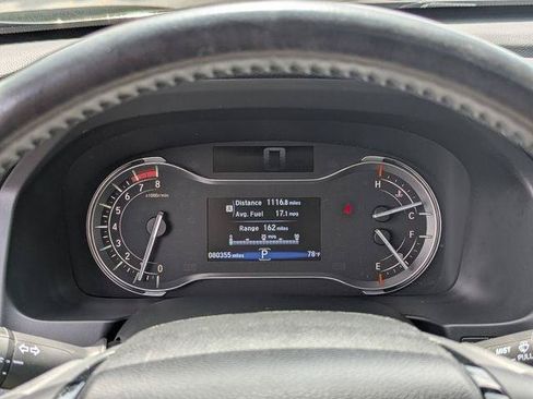 Used 2016 Honda Pilot Touring image 14