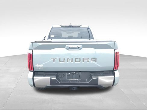 Used 2025 Toyota Tundra Limited AWD/4WD image 9