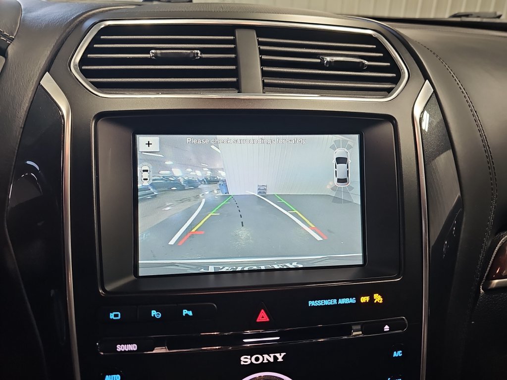 Used 2018 Ford Explorer Platinum AWD/4WD image 49