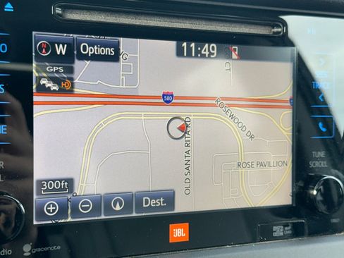 Used 2015 Toyota Sienna Limited Premium image 26