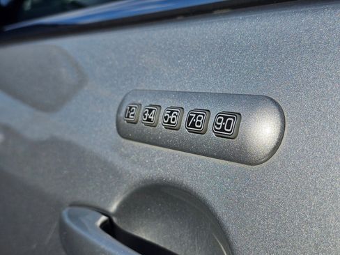 Used 2012 Ford Fusion SEL image 23