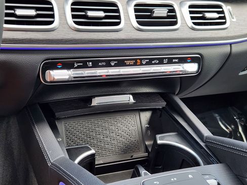 Used 2025 Mercedes-Benz GLE 350 4MATIC image 17