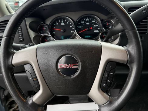 Used 2011 GMC Sierra 1500 SLE w/ Power Tech Package AWD/4WD image 7