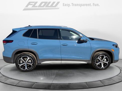 New 2026 Volkswagen Tiguan SE image 8