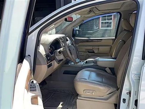 Used 2011 Nissan Armada Platinum image 4