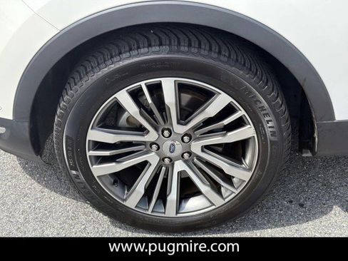 Used 2019 Ford Explorer Platinum AWD/4WD image 11