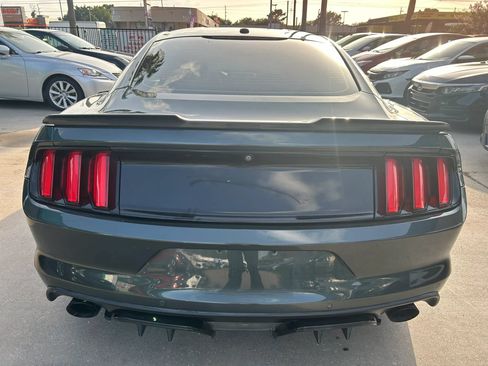 Used 2015 Ford Mustang GT Premium RWD image 4