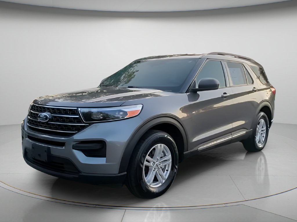 Used 2023 Ford Explorer XLT AWD/4WD image 11
