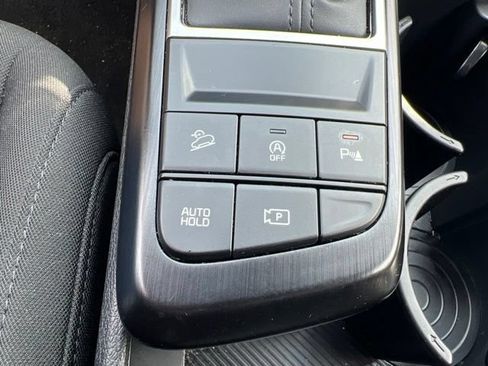 Certified 2026 Kia Sportage LX FWD image 26