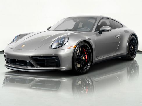 Used 2024 Porsche 911 Carrera GTS w/ Premium Package image 20