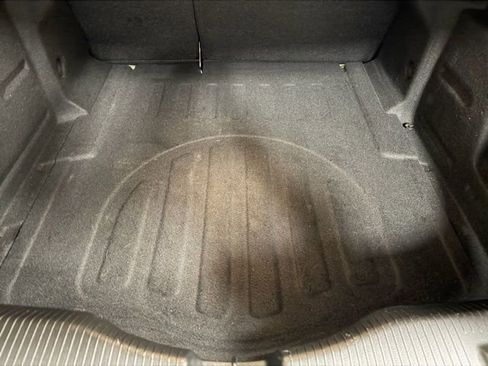 Used 2018 Chevrolet Cruze LT image 16