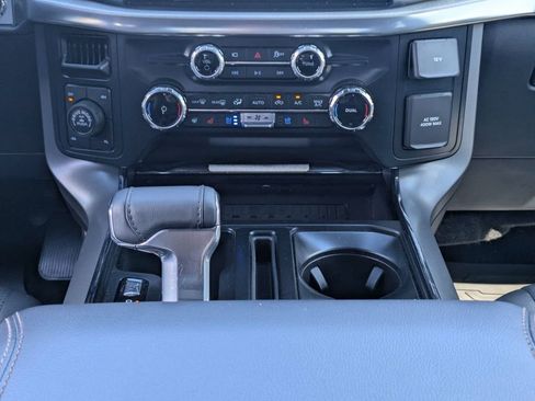 Used 2025 Ford F150 Lariat w/ Equipment Group 502A High AWD/4WD image 20