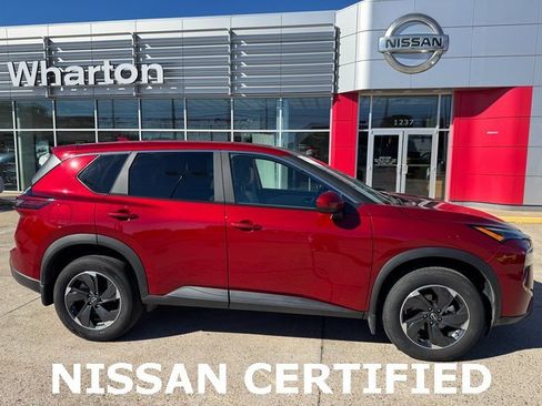 Certified 2025 Nissan Rogue SV image 7