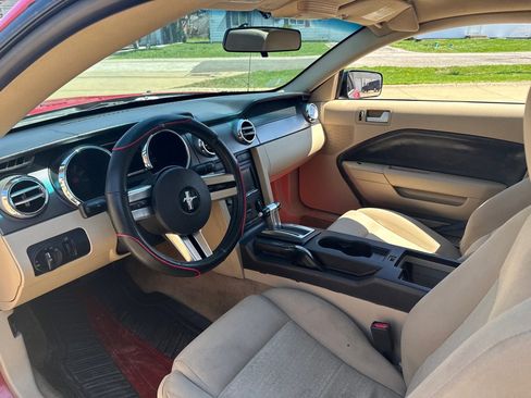 Used 2006 Ford Mustang Coupe image 11