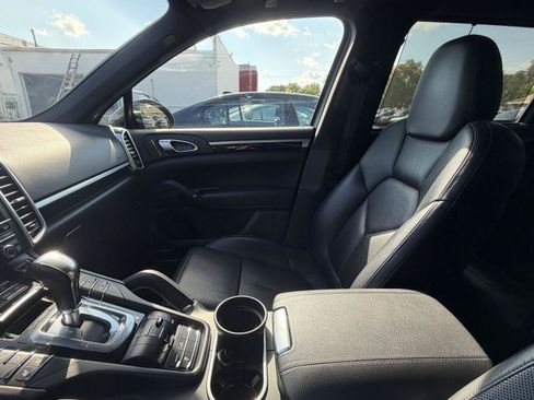 Used 2014 Porsche Cayenne S AWD/4WD image 20