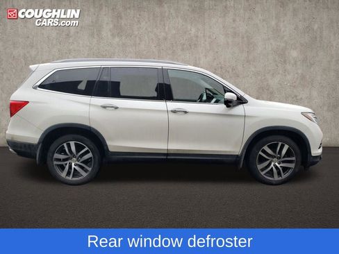 Used 2017 Honda Pilot Touring image 11
