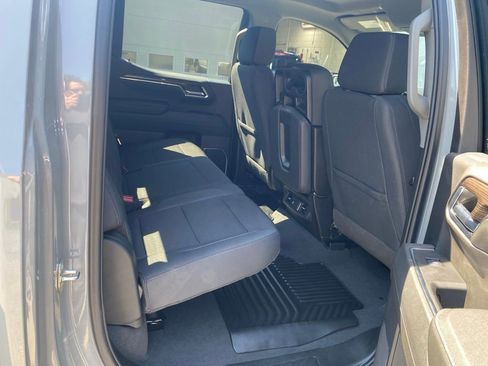 Used 2024 Chevrolet Silverado 1500 LT AWD/4WD image 13