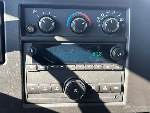 Used 2024 Chevrolet Express 2500 w/ Driver Convenience Package image 17