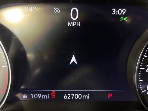 Used 2022 Buick Envision Essence w/ Technology Package I image 13