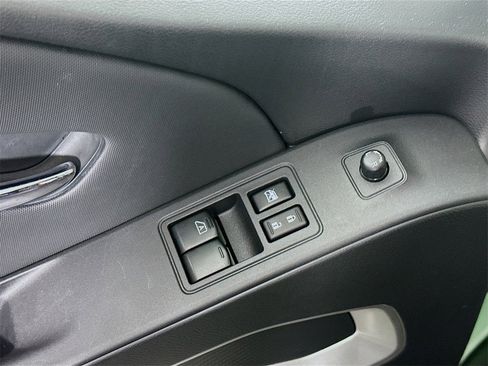 Used 2024 Nissan Frontier SV w/ SV Convenience Package image 24